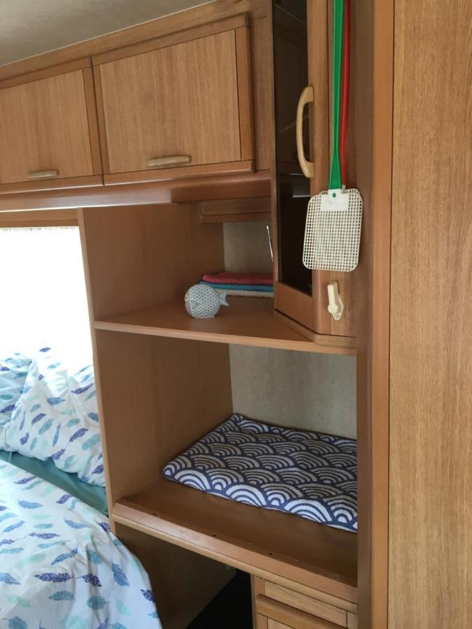 Sea Caravan/Camper On The Beach Kiten  Luaran gambar