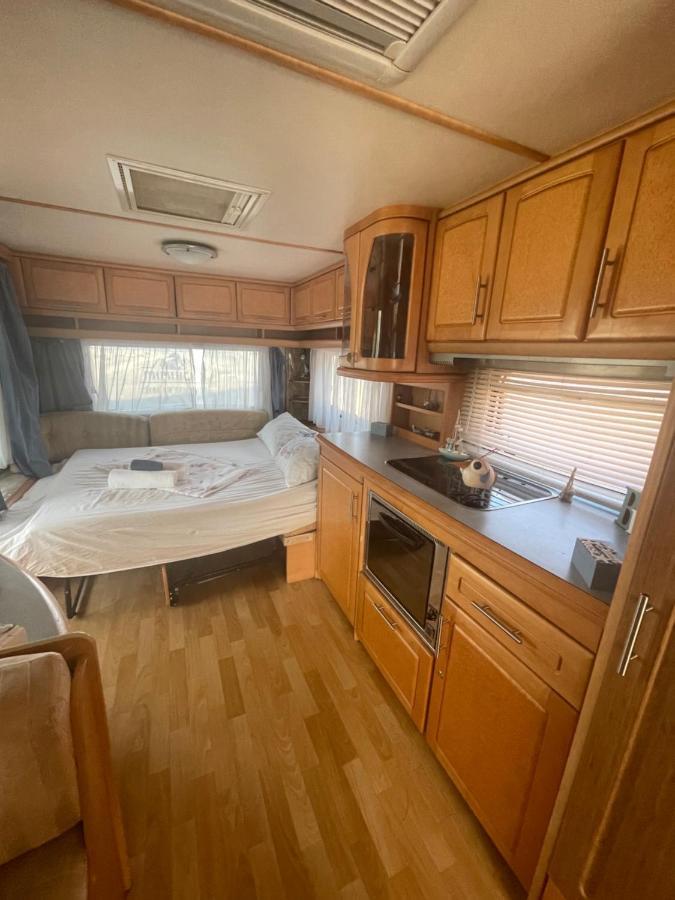Sea Caravan/Camper On The Beach Kiten  Luaran gambar