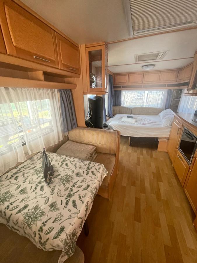 Sea Caravan/Camper On The Beach Kiten  Luaran gambar